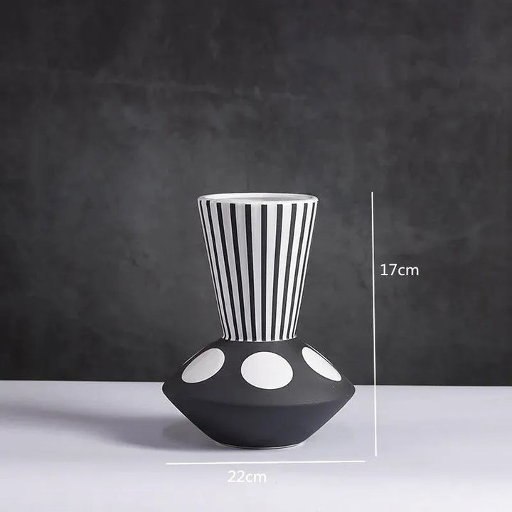 Grand Vase Décoratif Noir et Blanc à Rayures | Design Scandinave Minimaliste - Maison Vase