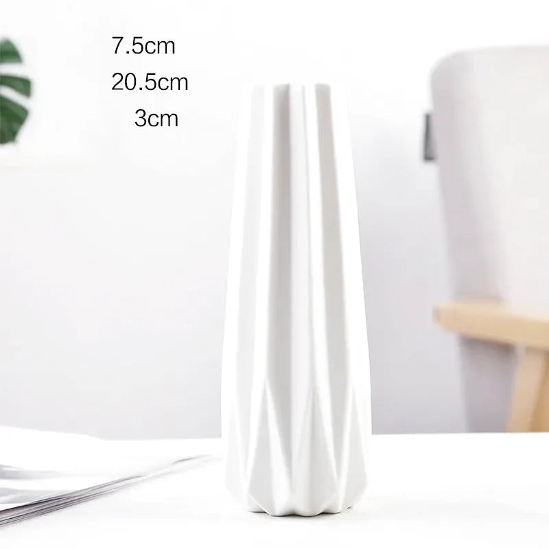 Petit Vase à Fleurs Blanc Scandinave Minimaliste | Moderne et Décoratif - Maison Vase