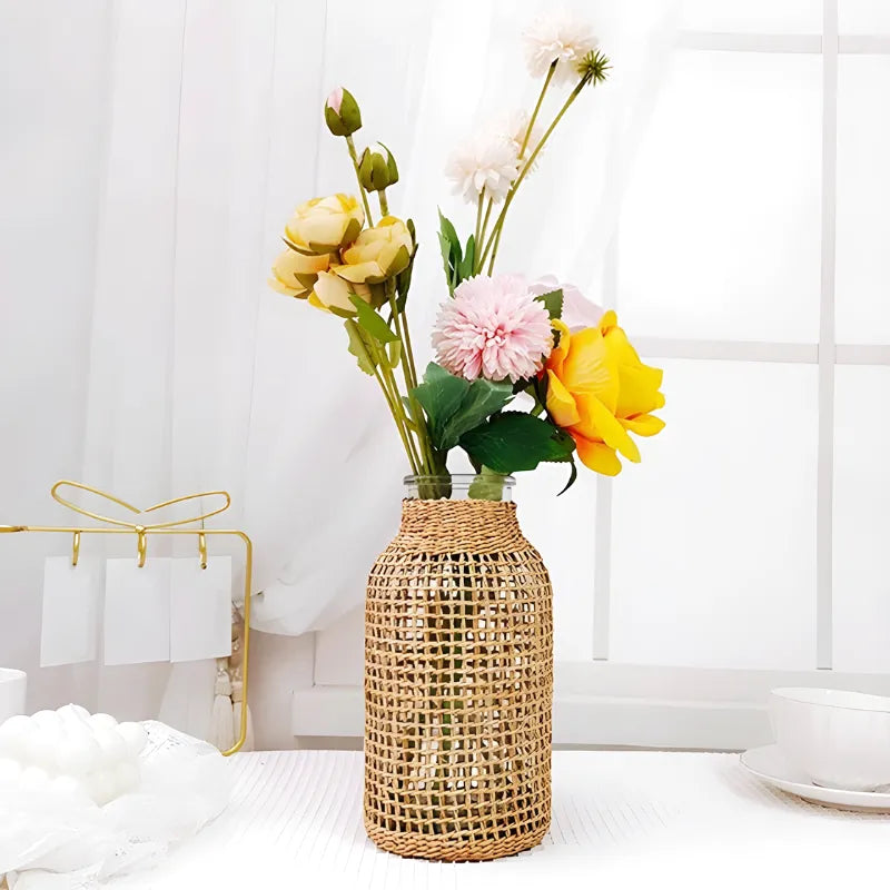 Petit Vase en Verre et Osier | Élégance Tressée Naturelle et Bohème - Maison Vase