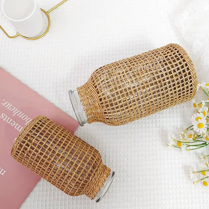 Petit Vase en Verre et Osier | Élégance Tressée Naturelle et Bohème - Maison Vase