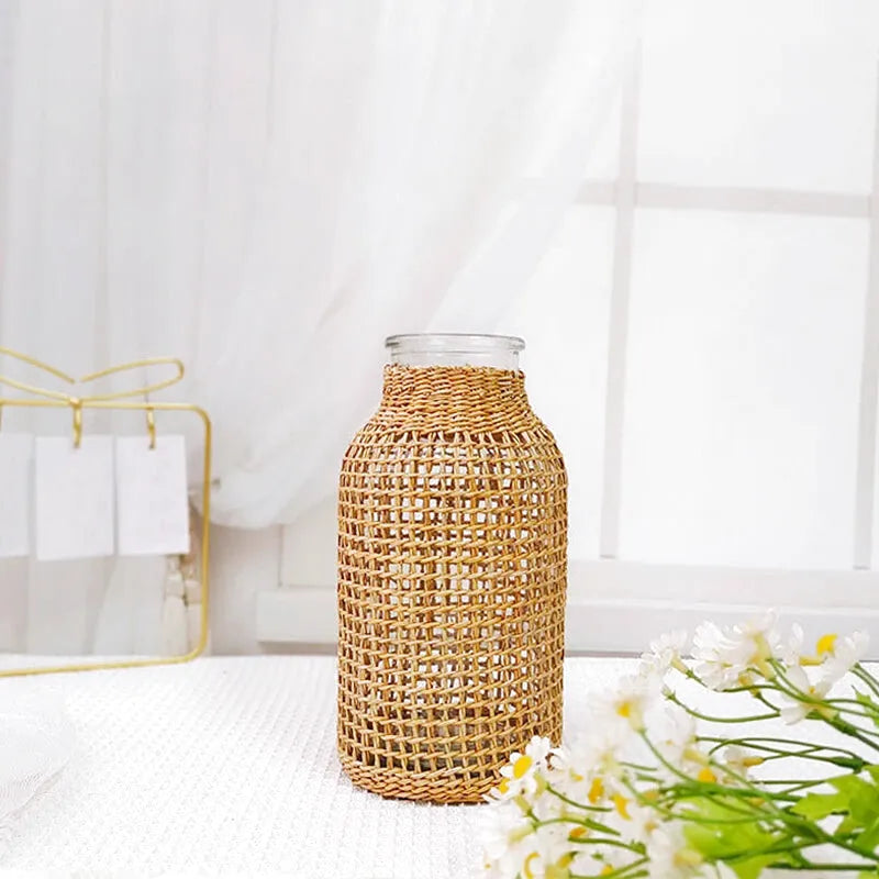 Petit Vase en Verre et Osier | Élégance Tressée Naturelle et Bohème - Maison Vase