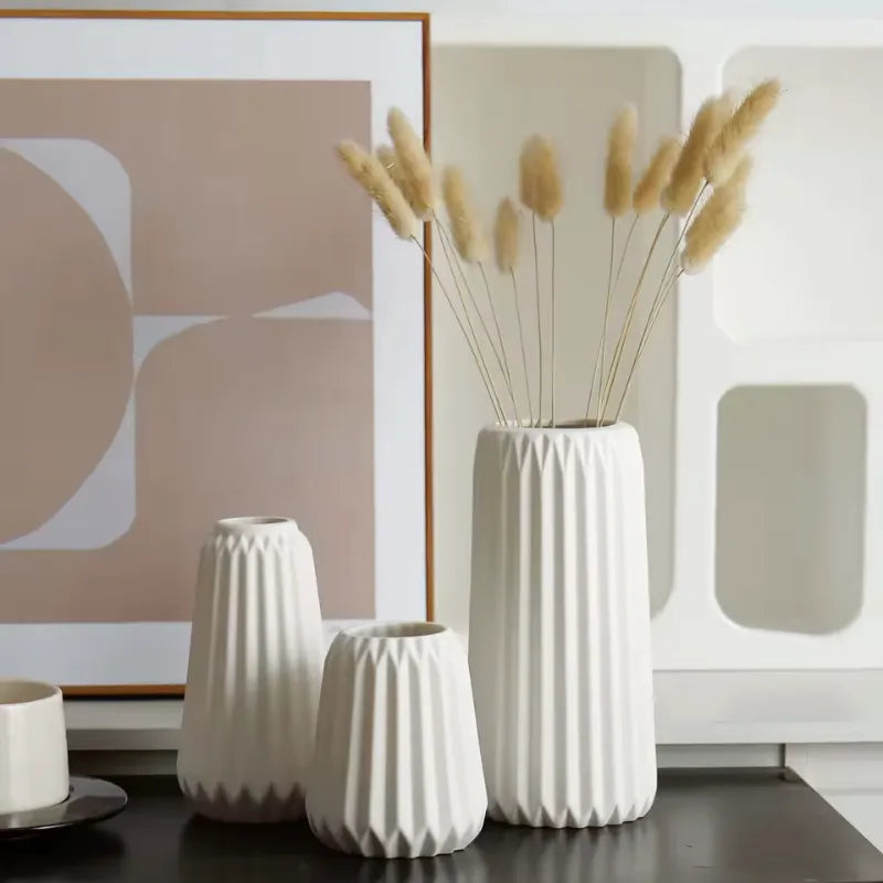 Vase à Fleurs Blanc en Céramique | Moderne et Élégant - Maison Vase
