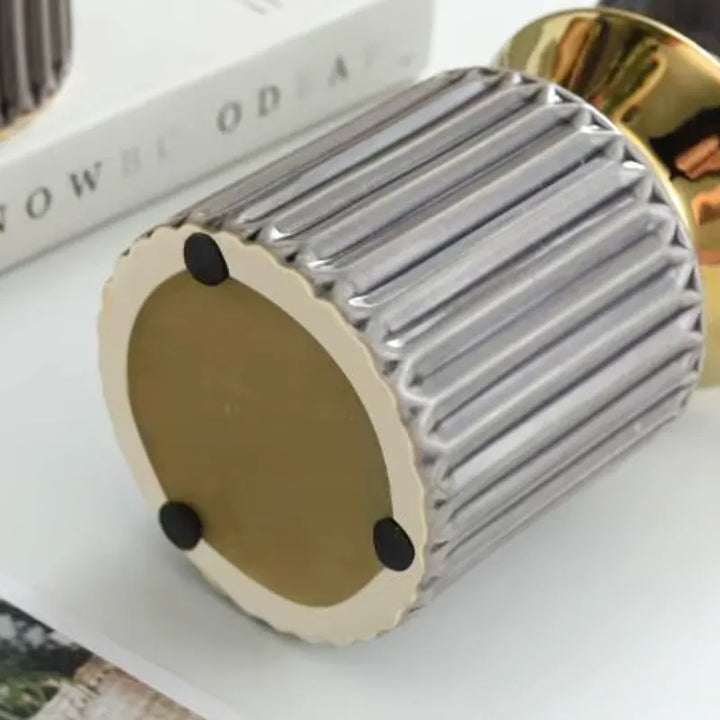 Vase à Fleurs Doré en Céramique | Décoratif, Luxueux et Moderne - Maison Vase