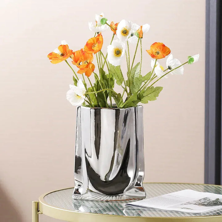 Vase à Fleurs en Céramique Design et Moderne | Effet Métal Ondulé - Maison Vase