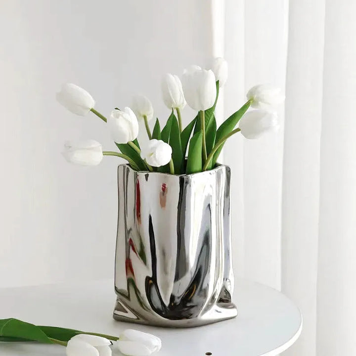 Vase à Fleurs en Céramique Design et Moderne | Effet Métal Ondulé - Maison Vase