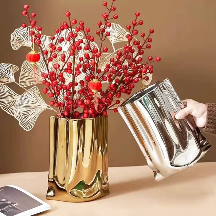 Vase à Fleurs en Céramique Design et Moderne | Effet Métal Ondulé - Maison Vase
