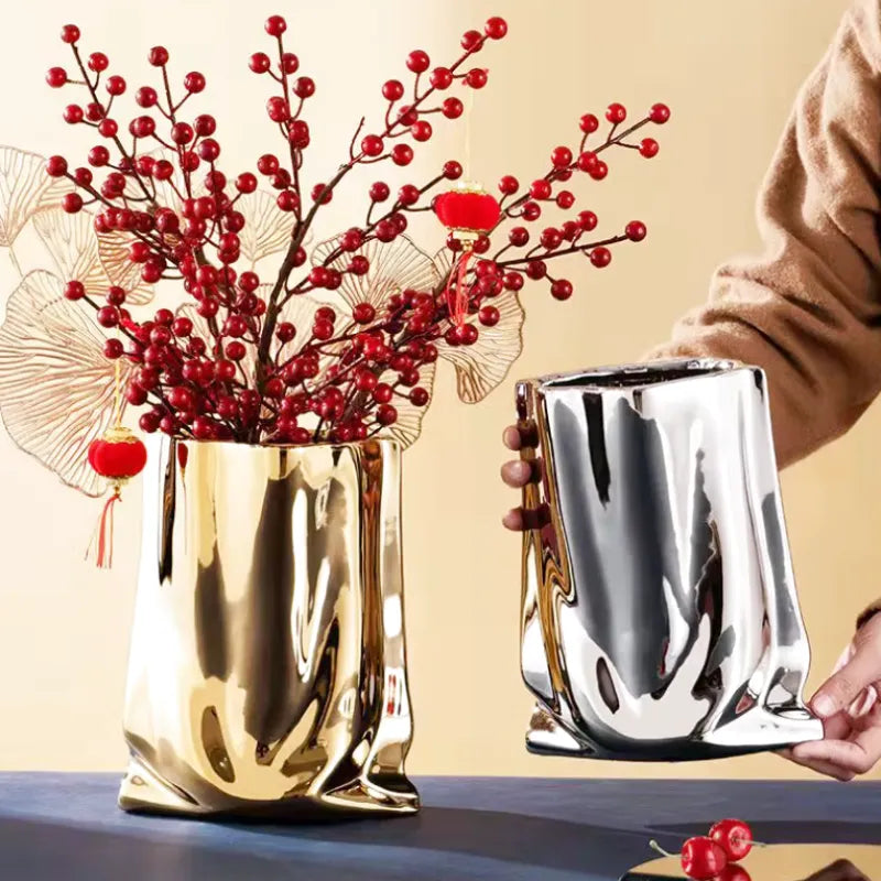 Vase à Fleurs en Céramique Design et Moderne | Effet Métal Ondulé - Maison Vase