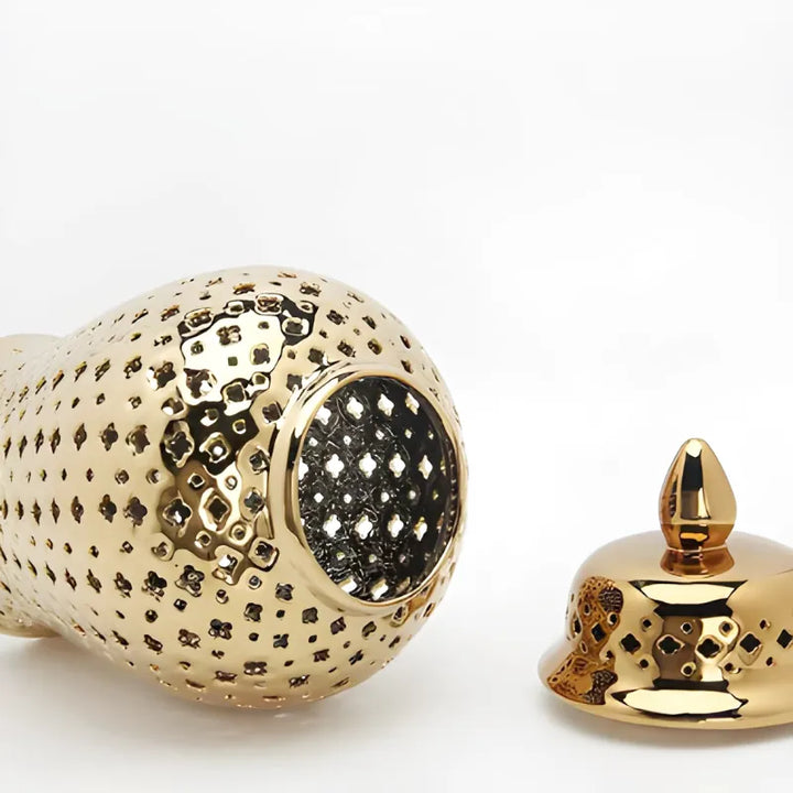 Vase à Fleurs en Céramique | Design Sculpté et Évidé - Maison Vase