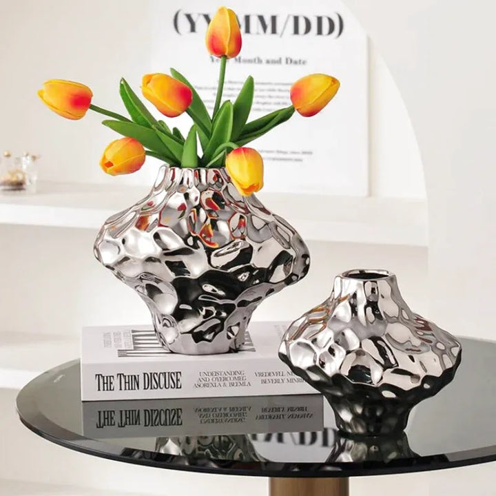Vase à Fleurs Moderne Argenté Décoratif | Design Géométrique et Effet Martelé - Maison Vase