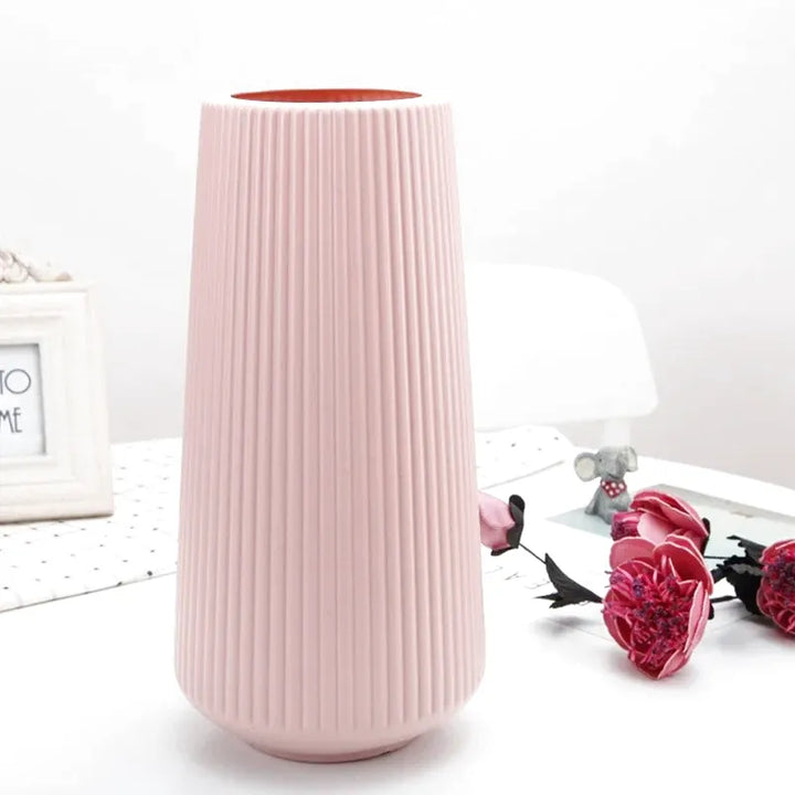 Vase à Fleurs Scandinave | Design Strié Minimaliste - Maison Vase