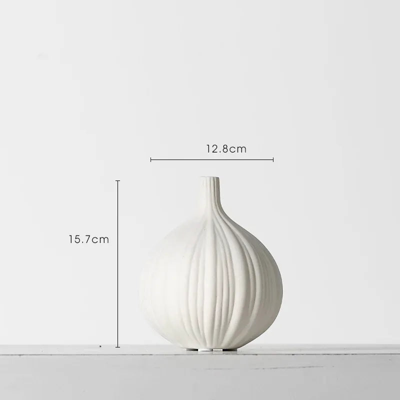 Vase Blanc Design et Décoratif en Céramique | Style Scandinave - Maison Vase