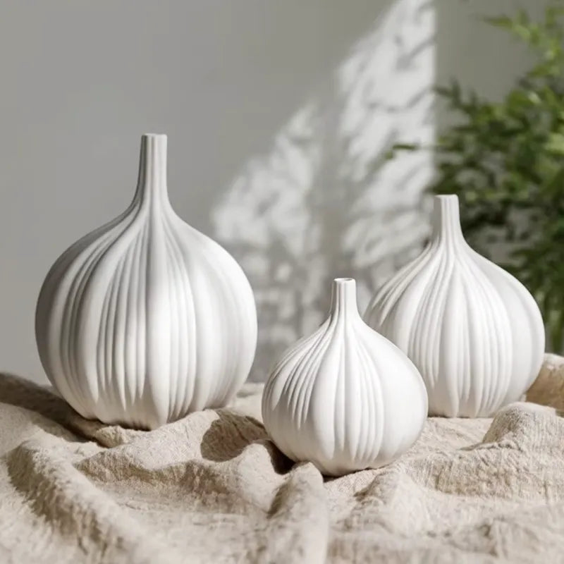 Vase Blanc Design et Décoratif en Céramique | Style Scandinave - Maison Vase