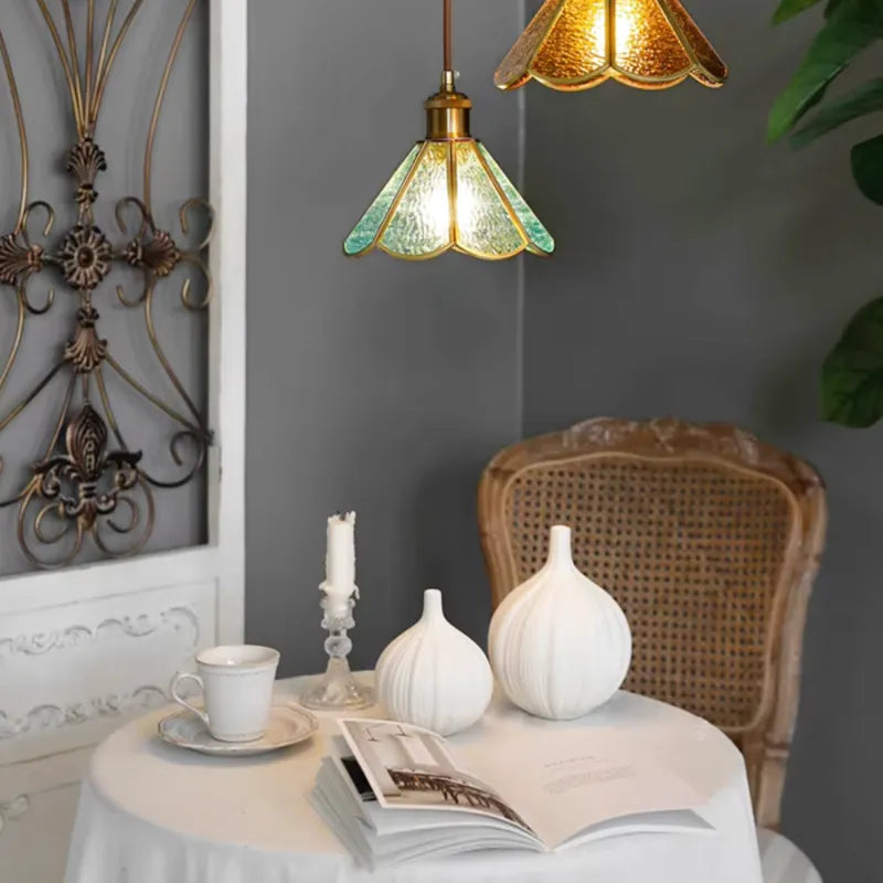 Vase Blanc Design et Décoratif en Céramique | Style Scandinave - Maison Vase