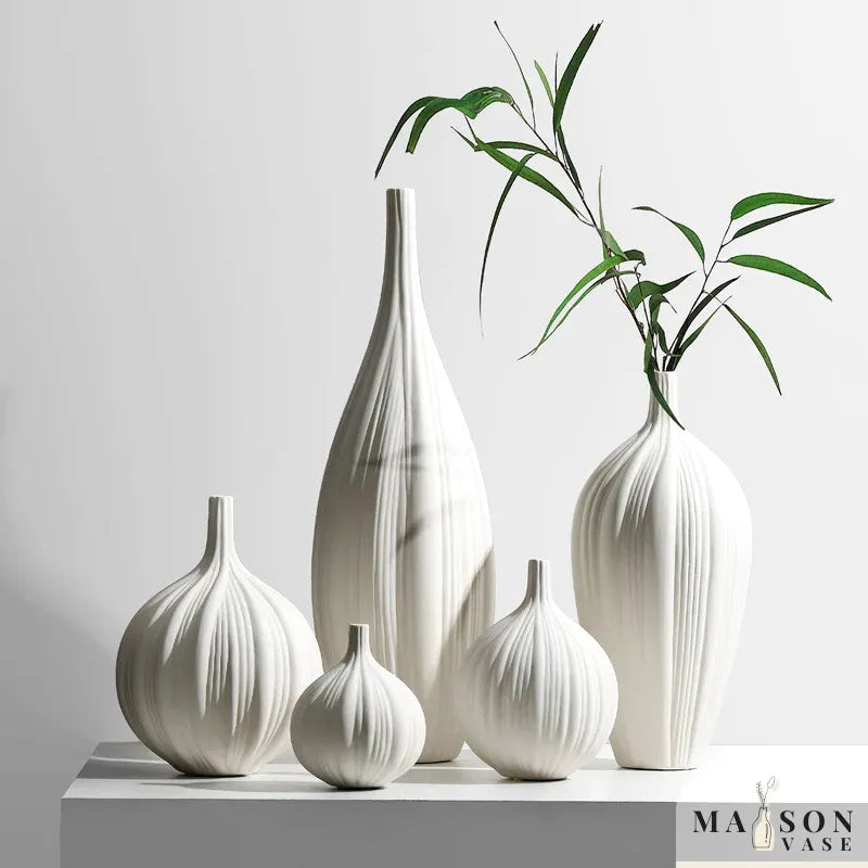 Vase Blanc Design et Décoratif en Céramique | Style Scandinave - Maison Vase