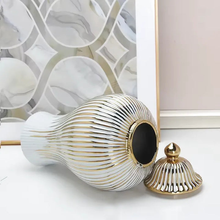 Vase Blanc Luxueux | Céramique Dorée et Élégant - Maison Vase