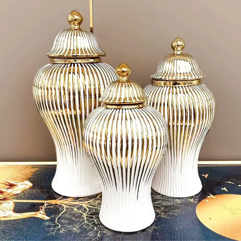 Vase Blanc Luxueux | Céramique Dorée et Élégant - Maison Vase