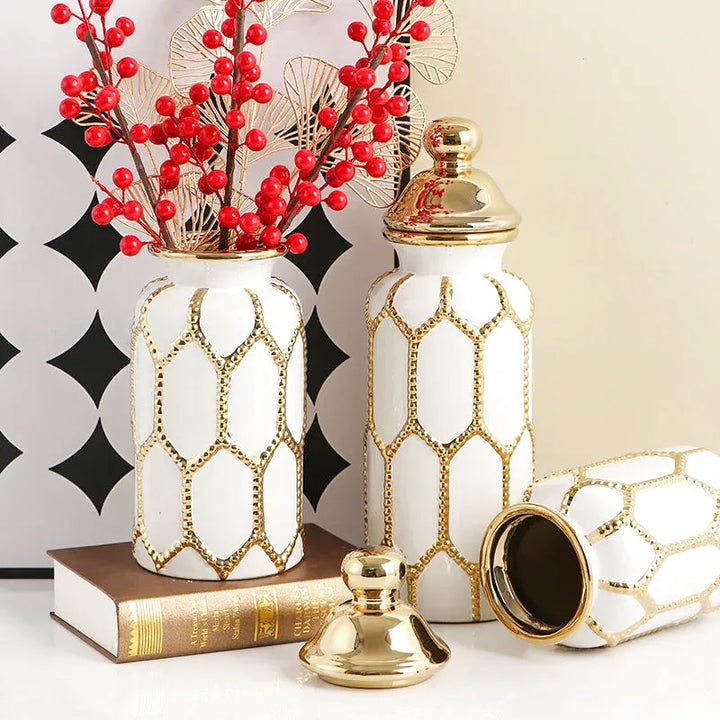 Vase Blanc Prestige | Céramique Élégante et Finition Or Raffinée - Maison Vase