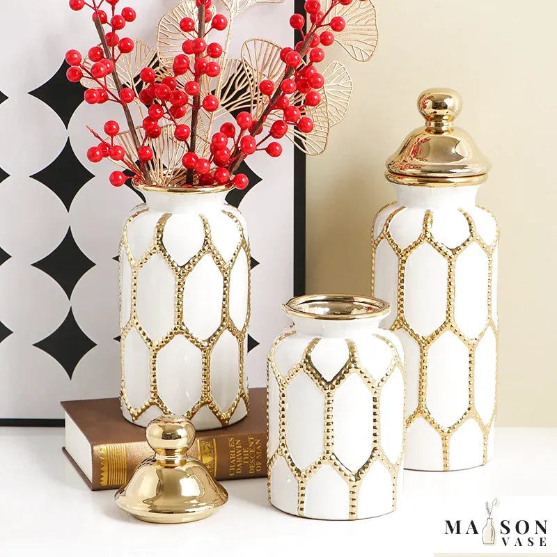 Vase Blanc Prestige | Céramique Élégante et Finition Or Raffinée - Maison Vase
