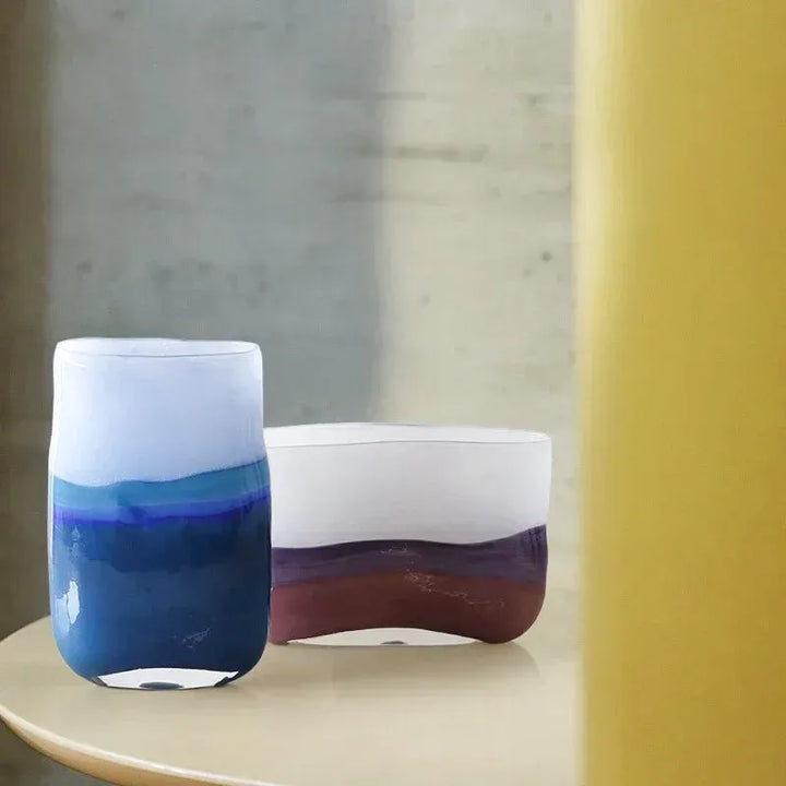 Vase Bleu Dégradé | Décoration Luxueuse en Verre - Maison Vase