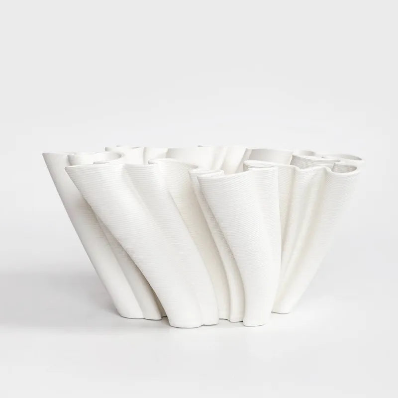 Vase Céramique Décoratif Sculpté à la Main | Design Tourbillon Blanc - Maison Vase