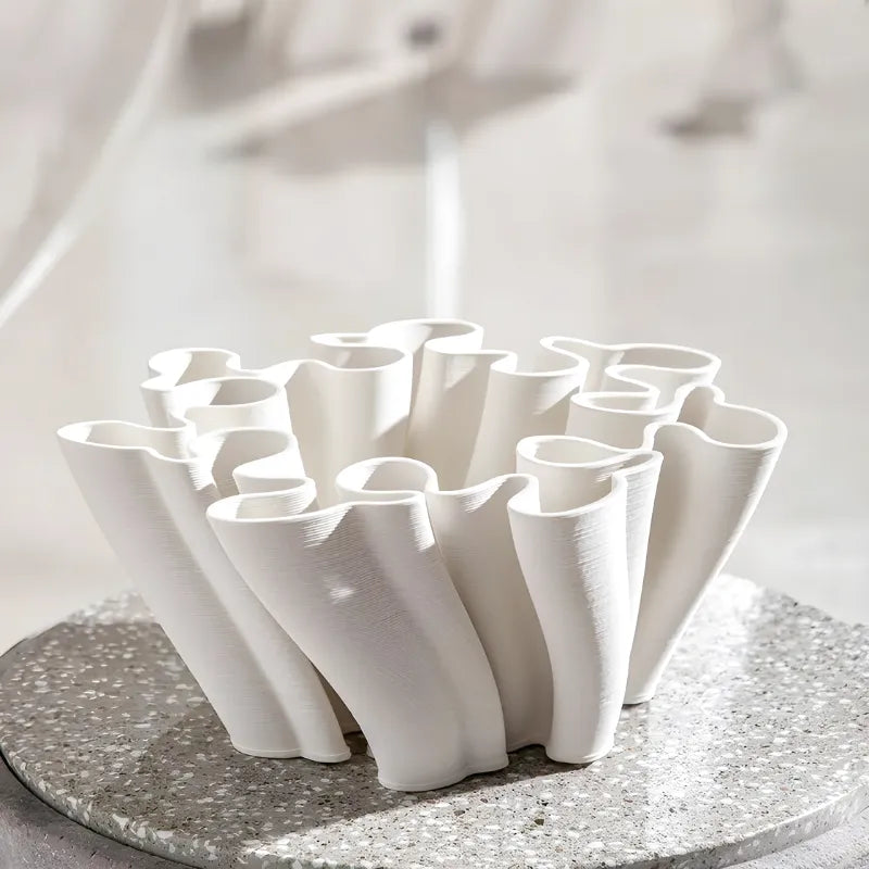 Vase Céramique Décoratif Sculpté à la Main | Design Tourbillon Blanc - Maison Vase