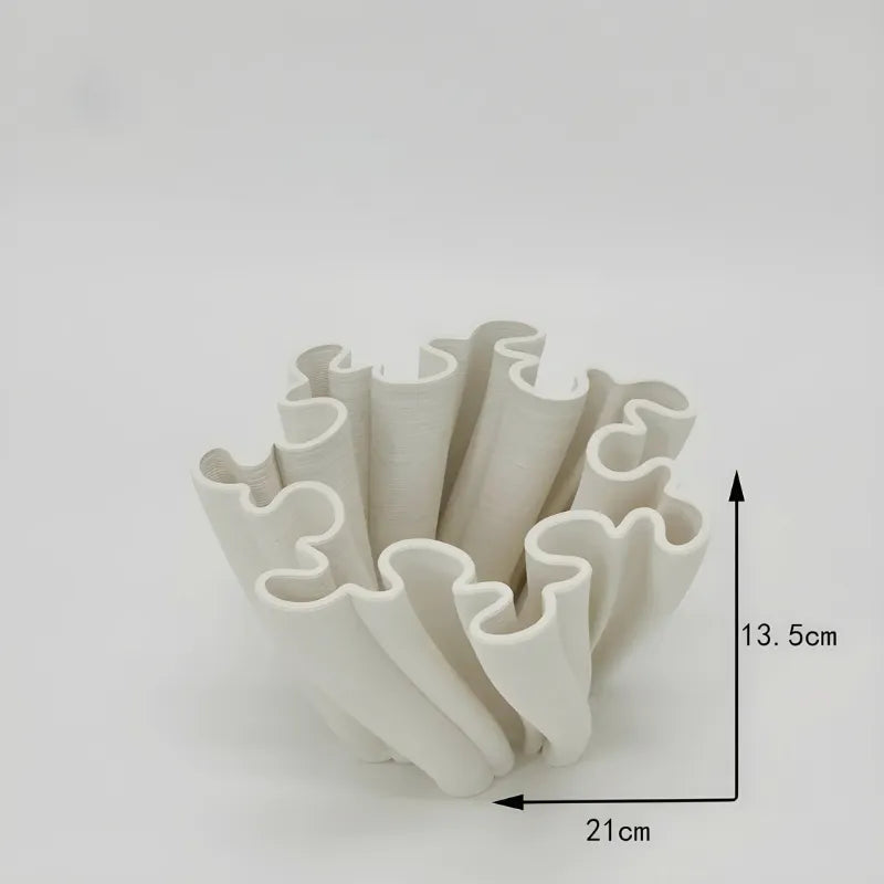 Vase Céramique Décoratif Sculpté à la Main | Design Tourbillon Blanc - Maison Vase