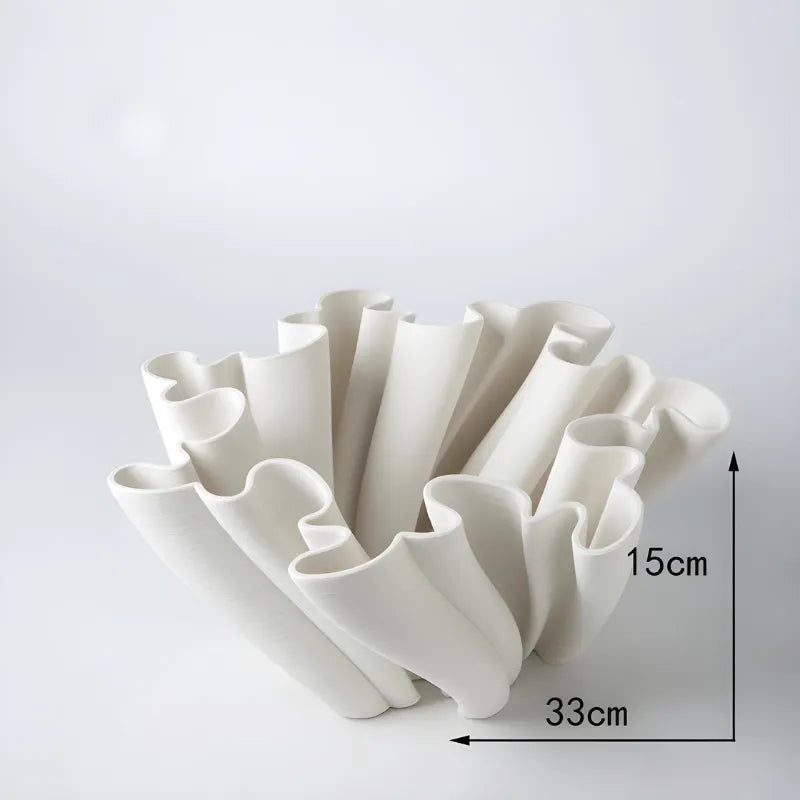 Vase Céramique Décoratif Sculpté à la Main | Design Tourbillon Blanc - Maison Vase