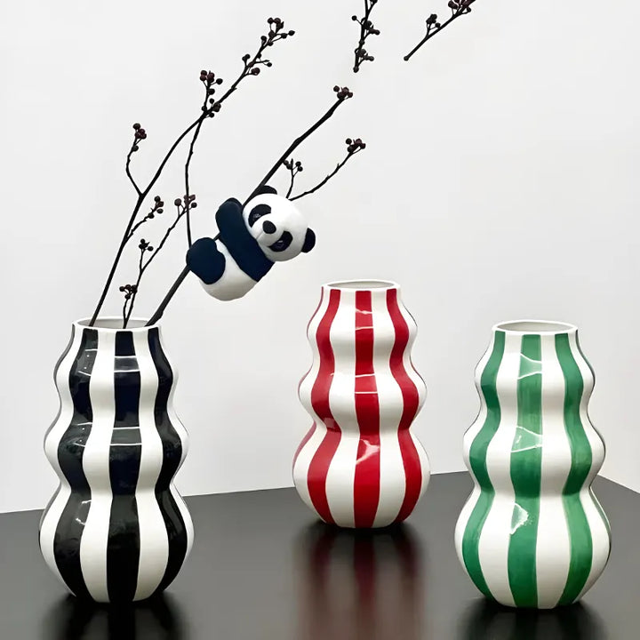 Vase Céramique Design Nordiques Strié | Style Rétro Chic - Maison Vase