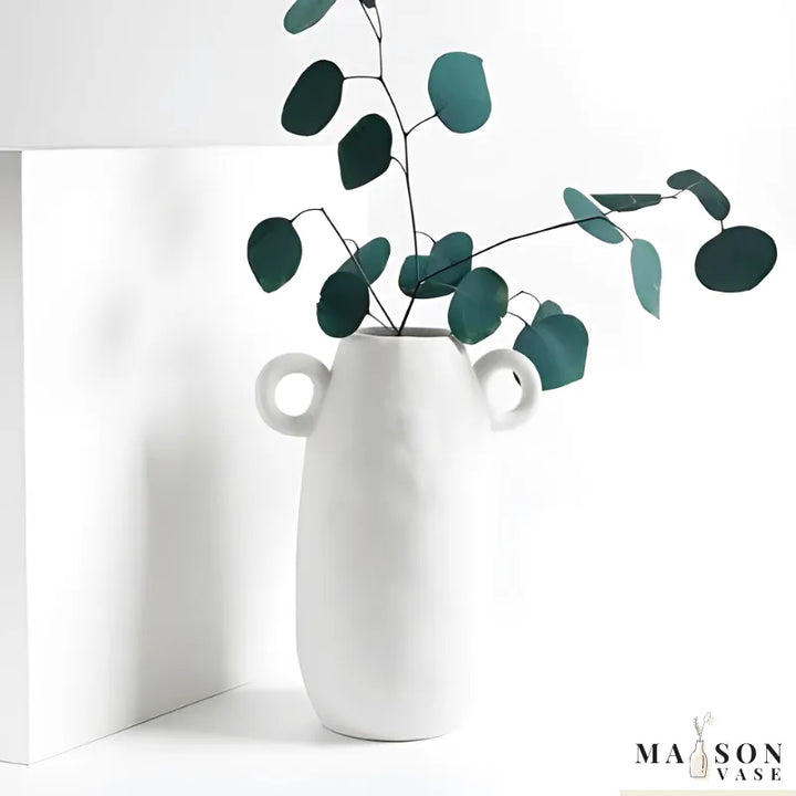 Vase en Céramique Bohème Blanc | Texture Rugueuse et Poignée Design - Maison Vase