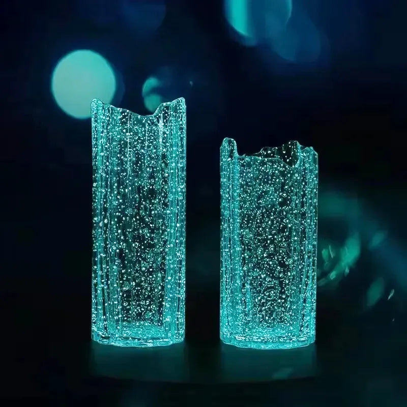 Vase en Verre Bleu Lumineux | Design Scandinave et Décoratif - Maison Vase