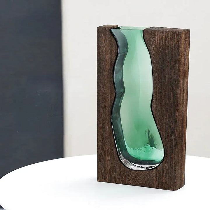 Vase en Verre Sculpté et Bois Massif | L’Élégance du Style Chinois - Maison Vase