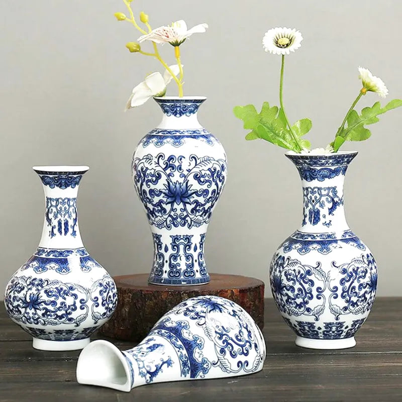 Vase Mural Chinois en Porcelaine Bleu et Blanc | L’Élégance Vintage - Maison Vase