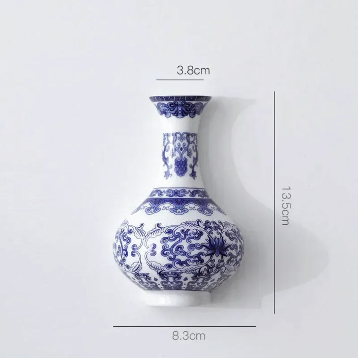 Vase Mural Chinois en Porcelaine Bleu et Blanc | L’Élégance Vintage - Maison Vase